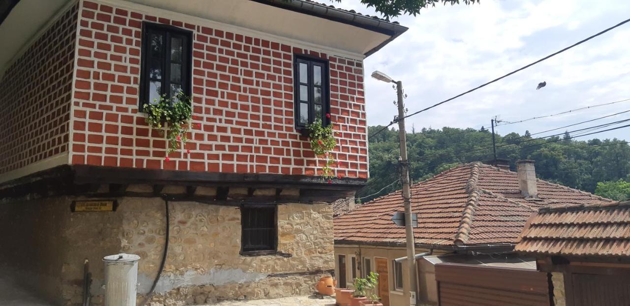 The Red Konak Vila Veliko Tŭrnovo Exterior foto