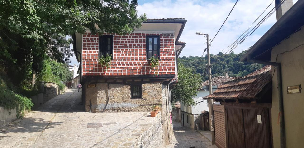 The Red Konak Vila Veliko Tŭrnovo Exterior foto