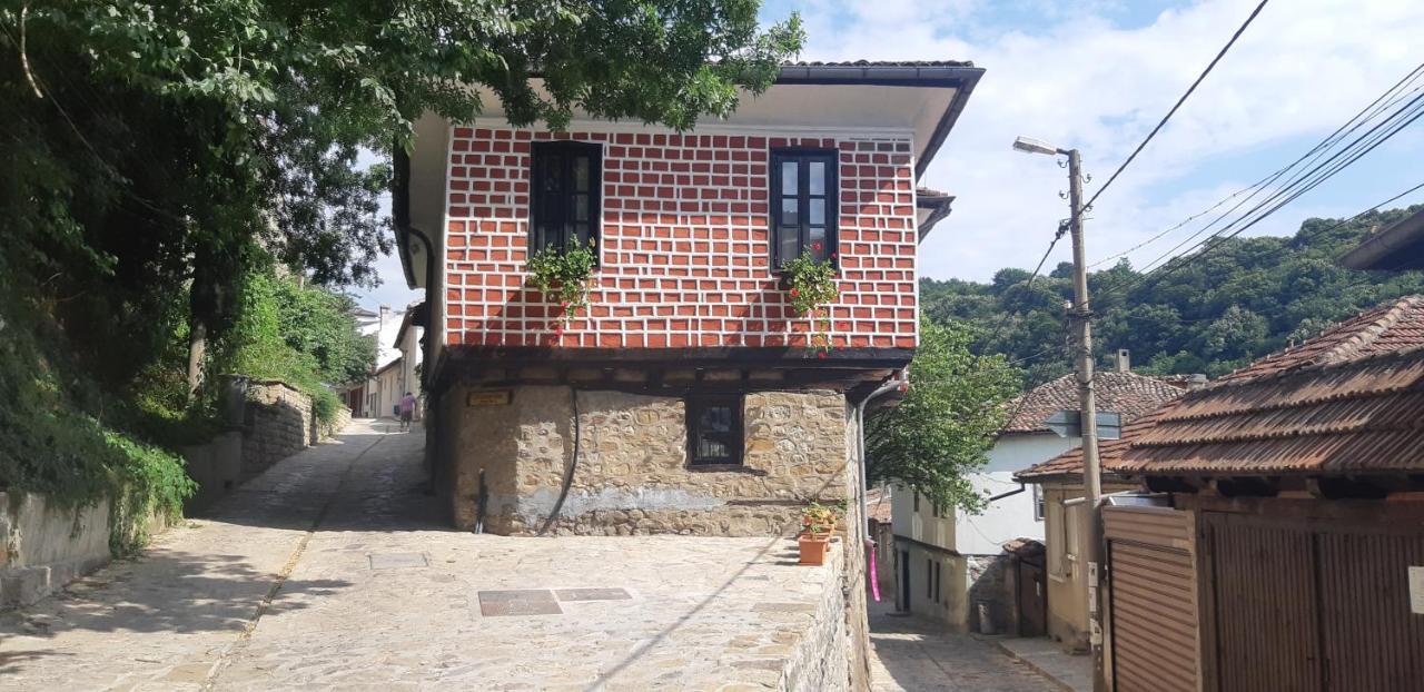 The Red Konak Vila Veliko Tŭrnovo Exterior foto