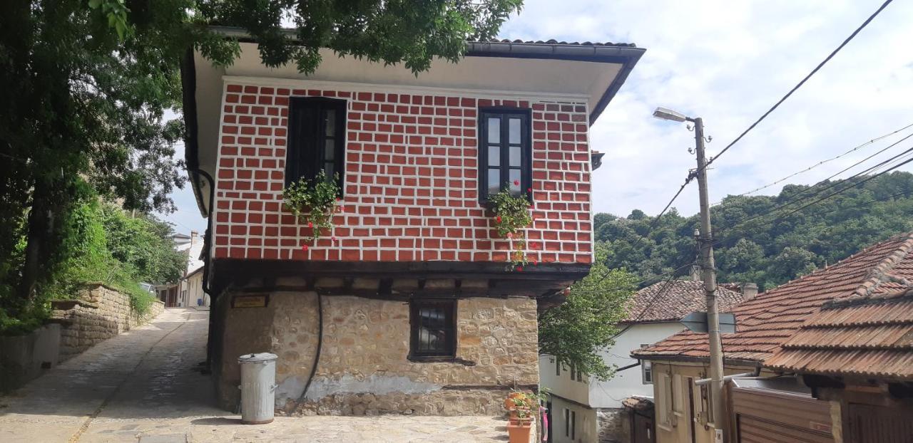 The Red Konak Vila Veliko Tŭrnovo Exterior foto
